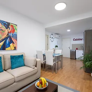 Apartamento Maninindra Hideaway - W/2 Bedrooms, A/C, Free Wifi